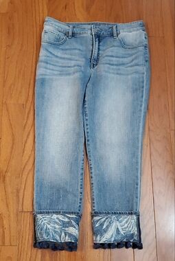 Chico’s So Slimming Girlfriend slim leg crop cotton jeans Size 6 Cuff Tassels